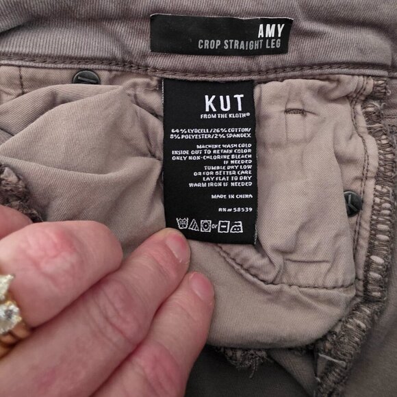 Kut from the Kloth Light Gray Cropped Jeans - Picture 5 of 8